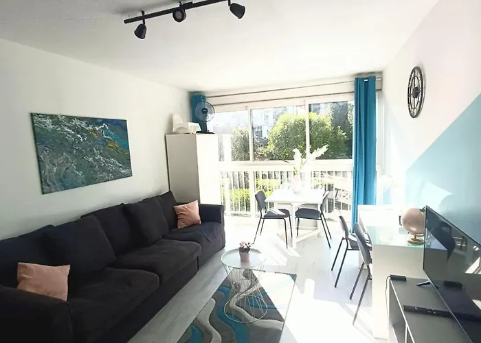 Studio 26m2 centre ville rénové avec parking privé